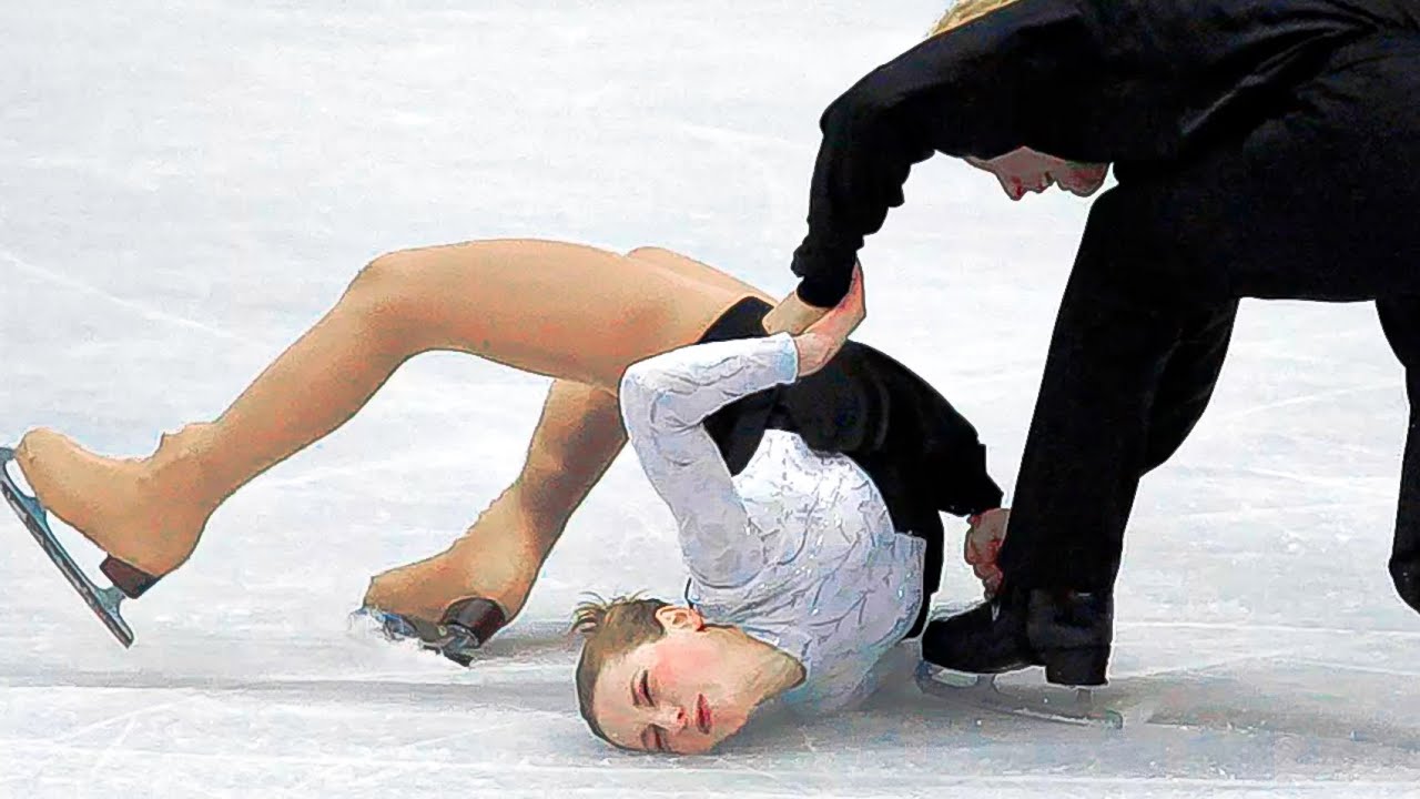 EMBARRASSING MOMENTS IN SPORTS